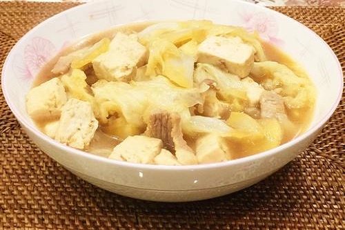 豆腐燉白菜